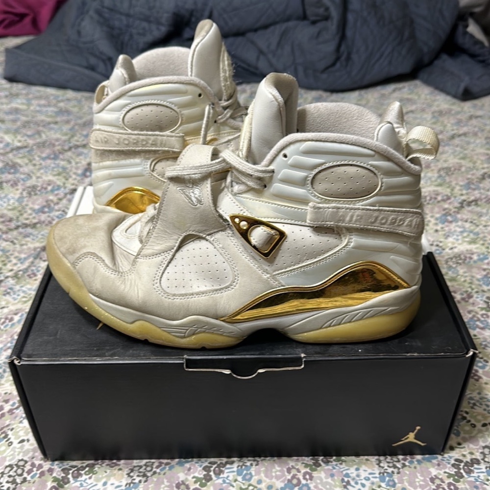 Air Jordan 8 Retro Champagne